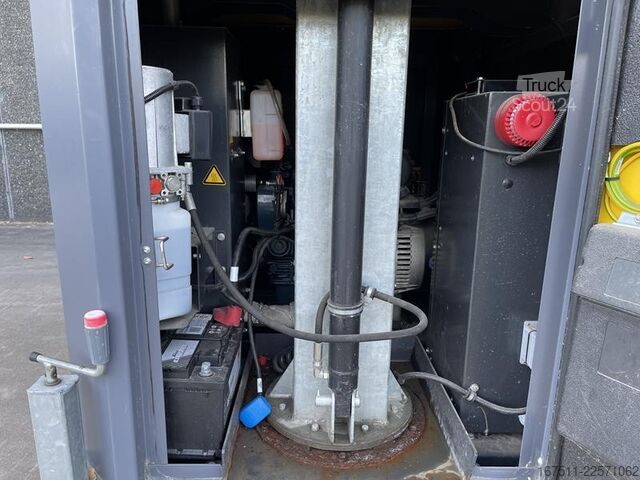Svetlobni stolp Atlas Copco HILIGHT B5+ (Kubota) VARIANT