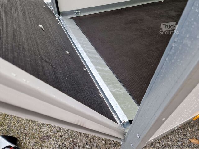 PKW-Anhänger Brenderup CD260UBR Koffer rutschfeste Heckrampe robuste Wände direkt günstig ANHÄNGERWIRTZ