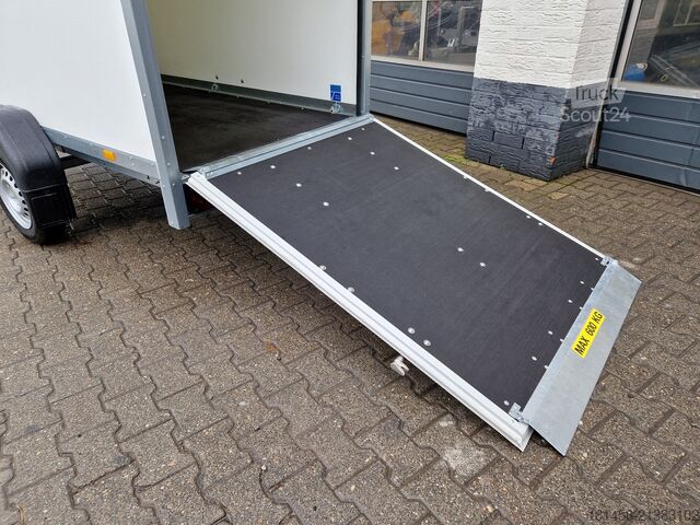 PKW-Anhänger Brenderup CD260UBR Koffer rutschfeste Heckrampe robuste Wände direkt günstig ANHÄNGERWIRTZ