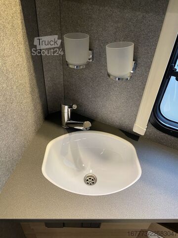 Half-integraal camper DETHLEFFS Trend Active T 7057 EBL "ACTIVE/ACC/HUBBETT"