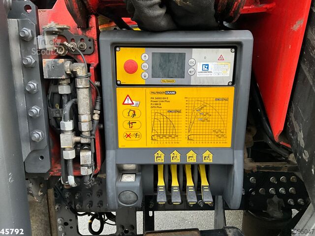 Vrachtwagen met kraan Volvo FMX 410 6x2 Palfinger 34 Tonmeter laadkraan + F...