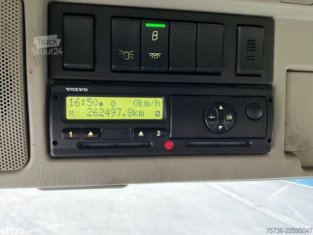 Vrachtwagen met kraan Volvo FMX 410 6x2 Palfinger 34 Tonmeter laadkraan + F...