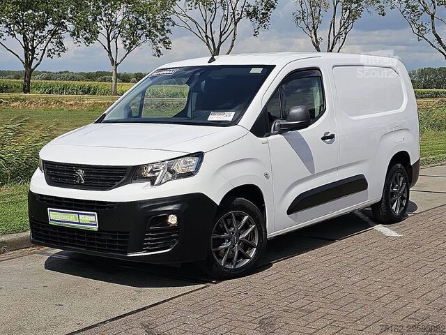 Yüksek tavanlı istasyon vagonu PEUGEOT PARTNER 1.5