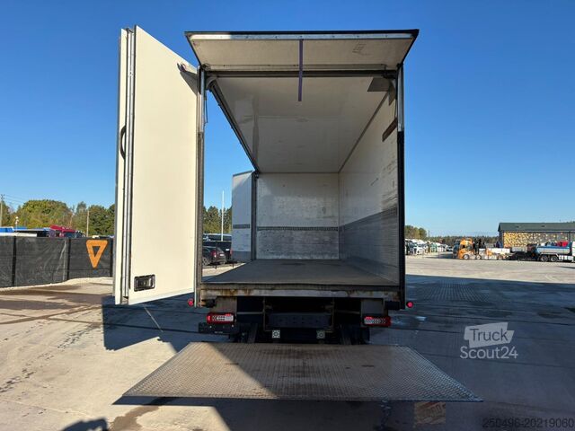 Boks kropp Volvo FM 330 4x2 BOX L=7608 mm
