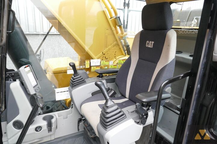 Excavadora sobre orugas Caterpillar 349FL