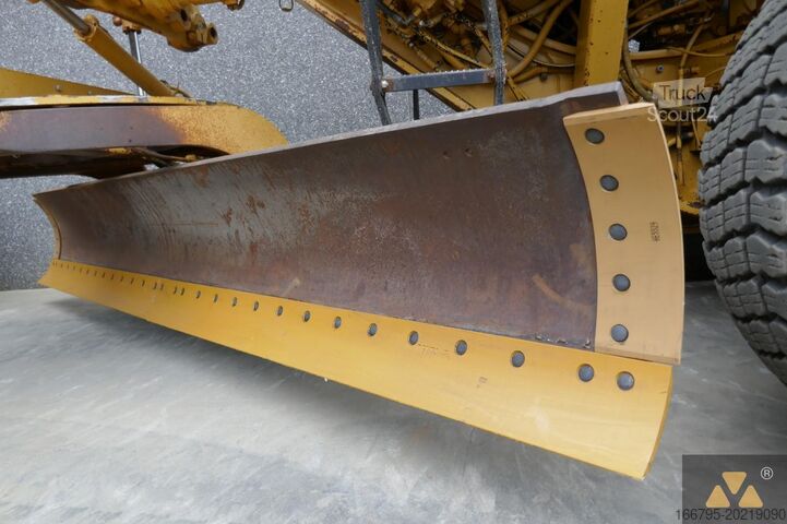 Grader Caterpillar 140H