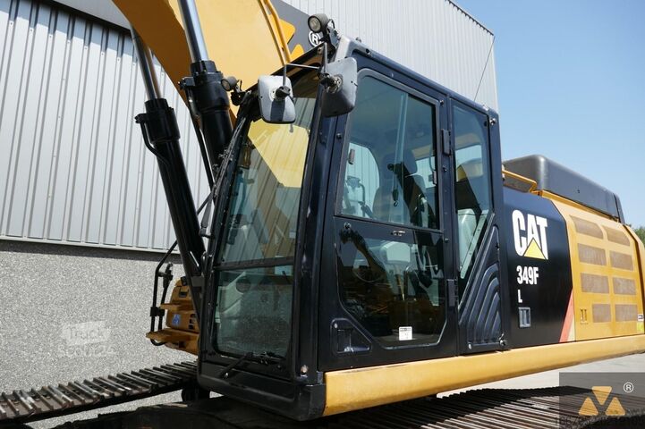 Excavadora sobre orugas Caterpillar 349FL