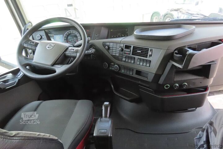 Standaard-SZM Volvo FH 460 BB-560-J   NL truck, LNG,  APK tot 08-10...