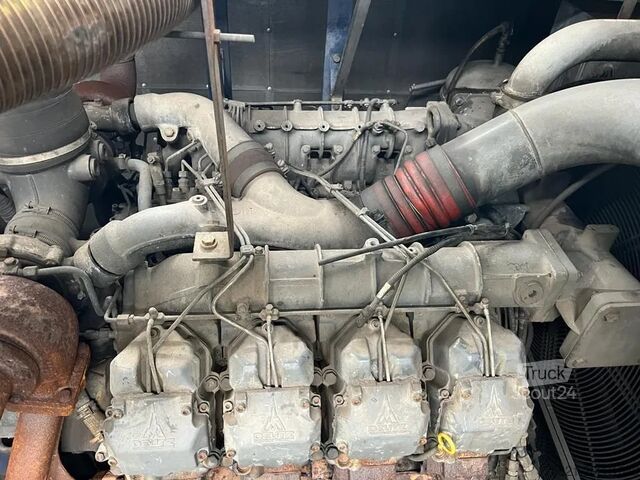 Mäntäpumppu Scania P94-300 + Uraca RS 725D + 1200 Plunger pump DEU...