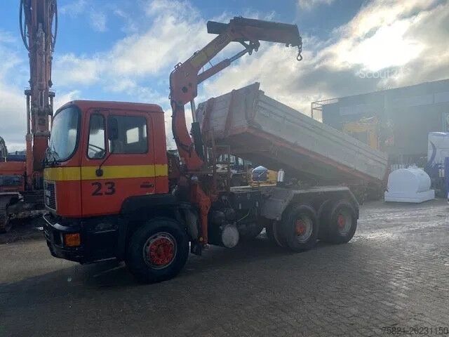 Camion-benne avec grue MAN 26.332 6x4 + Palfinger PK 12000