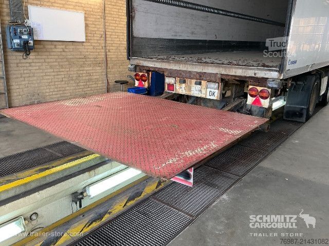 Box-semitrailer Krone Trockenfrachtkoffer Standard Ladebordwand