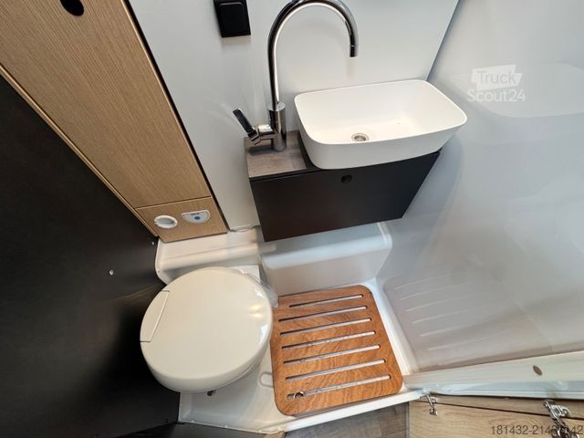 Semi-integrated camper SUNLIGHT T 67 Adventure Edition Modell 2026