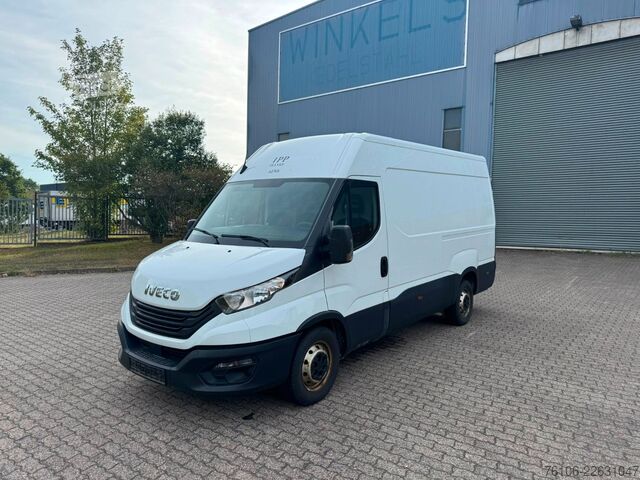 Fourgon tôlé IVECO Daily 35S14 Hi-Matic Kastenwagen *Klima*Tempomat