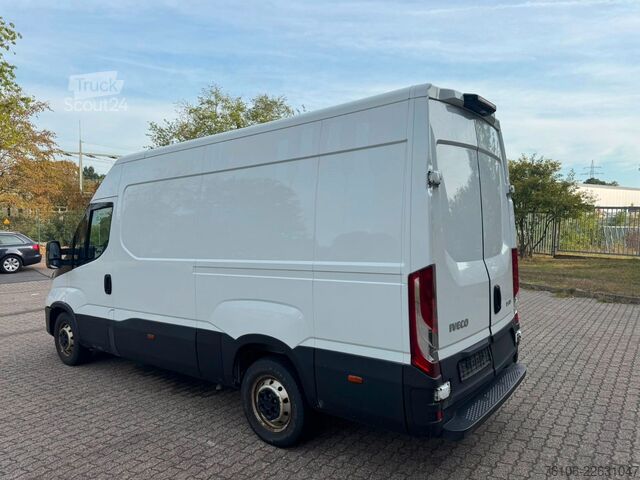 Fourgon tôlé IVECO Daily 35S14 Hi-Matic Kastenwagen *Klima*Tempomat