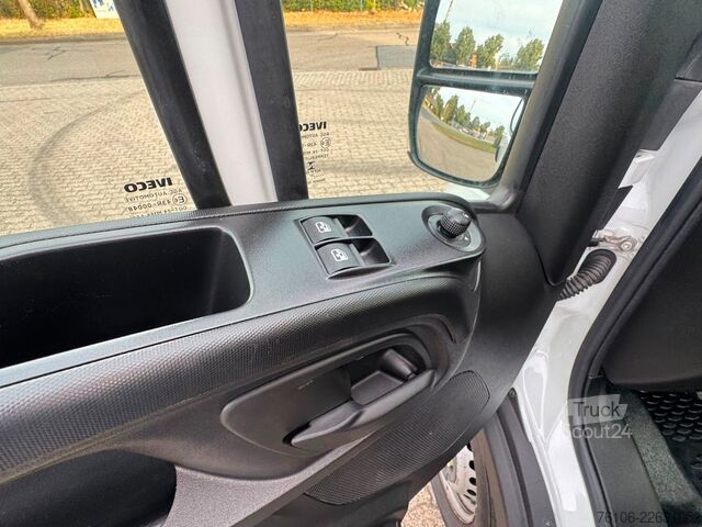Kamyon üzeri eklemli platform IVECO Daily 35S14 Hubarbeitsbühne KLUBB K26 *12 Meter*