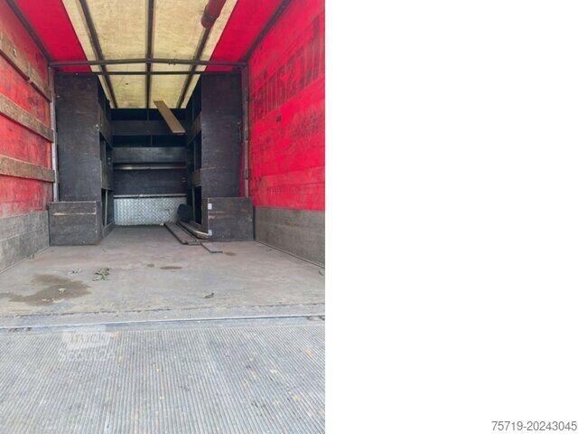Transporter mit Pritsche & Plane Mercedes-Benz 814 D Vario mit LBW 4x2