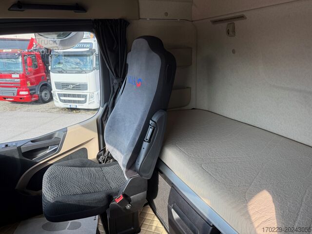 Standard-Sattelzugmaschine Mercedes-Benz ACTROS 1851