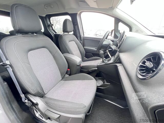 Kleinbus Mercedes-Benz Citan LED AHK 5Sitze Verkehrz.