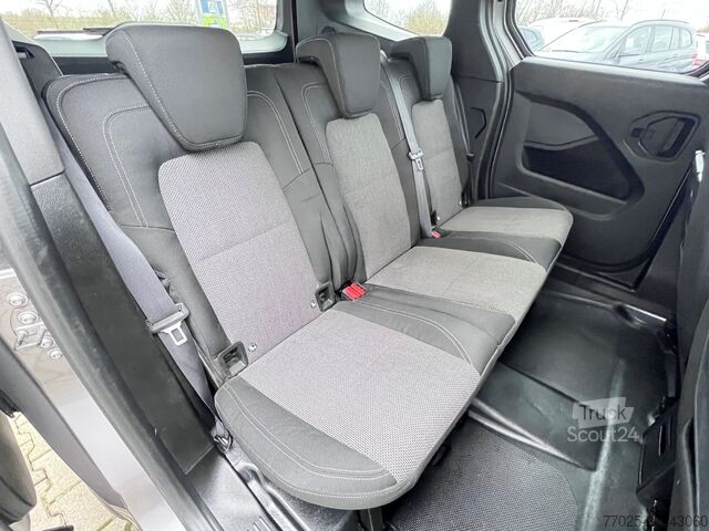 Kleinbus Mercedes-Benz Citan LED AHK 5Sitze Verkehrz.