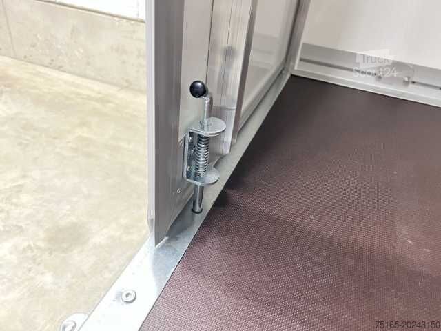 Remorcă carosată WM Meyer AZ 1330/151 S30 Kofferanhänger
