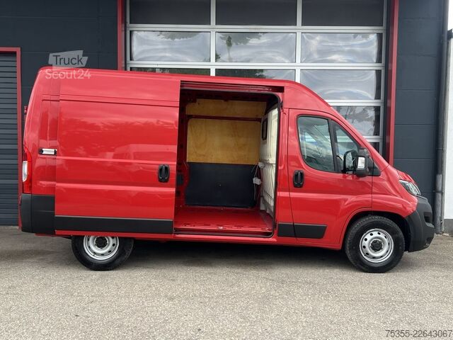 Hög tak skåpbil FIAT Ducato 140 L2H2 Klima Tempomat Standheizung AHK