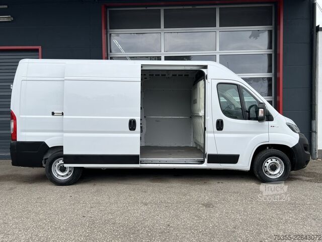 Hög tak skåpbil FIAT Ducato 140 L4H2 Klima Navi Kamera Tempomat Eur6d