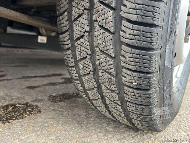 Hög tak skåpbil FIAT Ducato 140 L4H2 Klima Navi Kamera Tempomat Eur6d