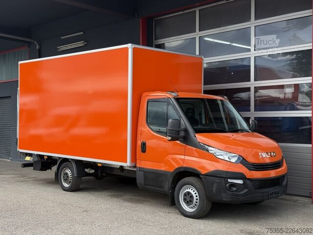 Transporter mit Koffer IVECO Daily 35S14A Hi-Matic Klima 4,35m Ladebordwand