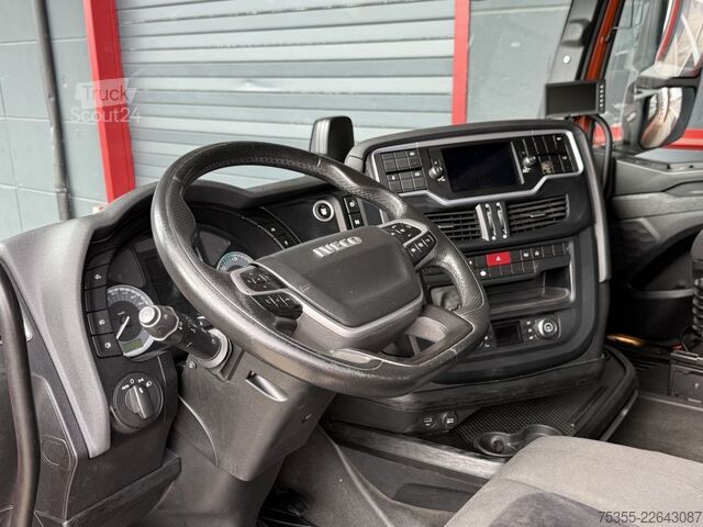 Volumen SZM IVECO S-WAY AS440S46 Klima NAVI Intarder ACC CornerEye