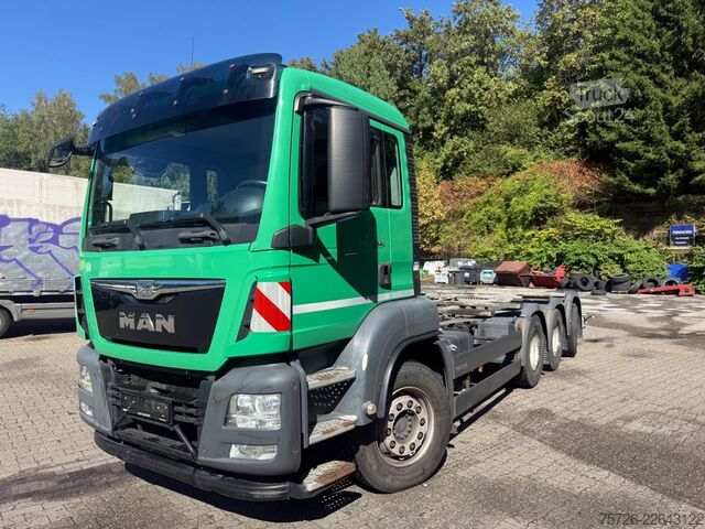 Kuorma-auton runko MAN 35.440 Top gepflegt 335 Tkm ehemals Saugwagen