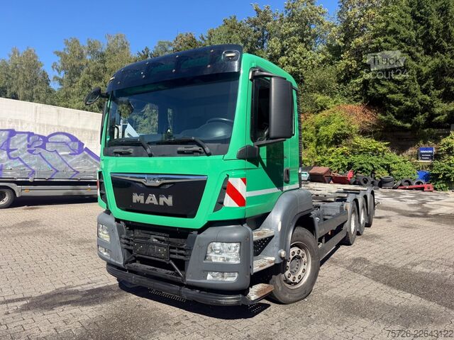 Kuorma-auton runko MAN 35.440 Top gepflegt 335 Tkm ehemals Saugwagen