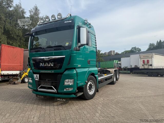 Roll-off-kippi kuorma-auto MAN 26.580/28.580 Tüv frei Top Zust.1 Hd ca 363 Tkm