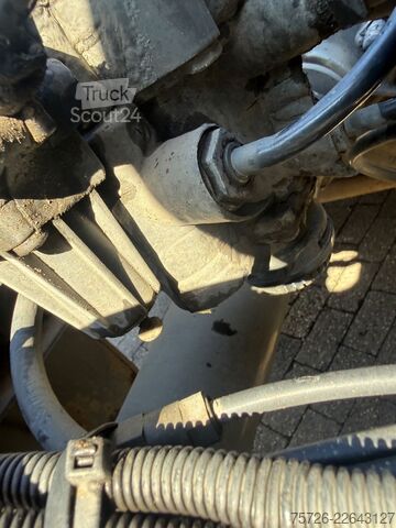 Roll-off-kippi kuorma-auto MAN 26.580/28.580 Tüv frei Top Zust.1 Hd ca 363 Tkm