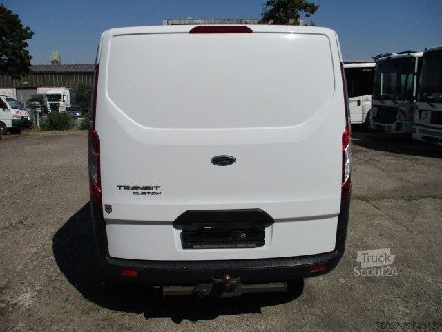 Umpikorja-auto FORD Transit L1 1. Hand