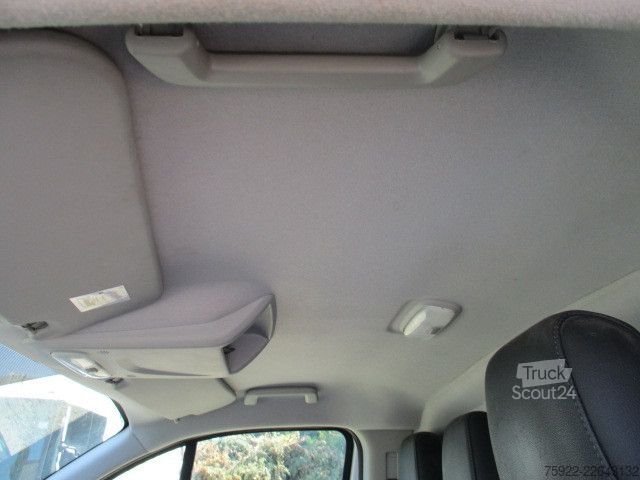 Umpikorja-auto FORD Transit L1 1. Hand