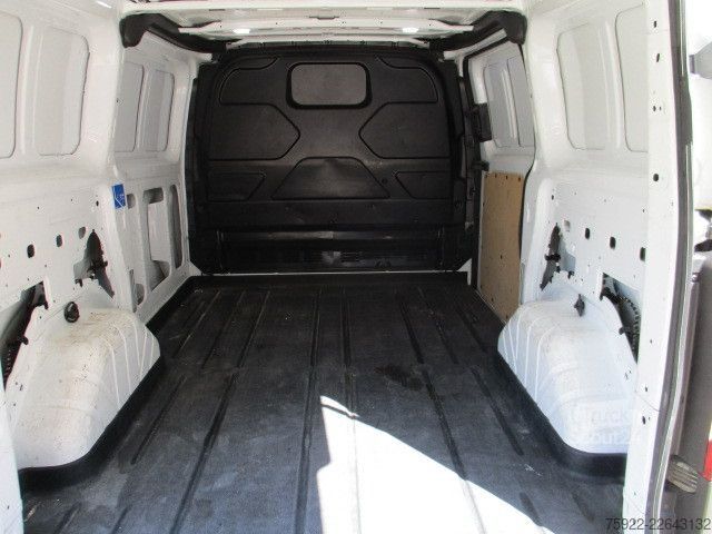 Umpikorja-auto FORD Transit L1 1. Hand