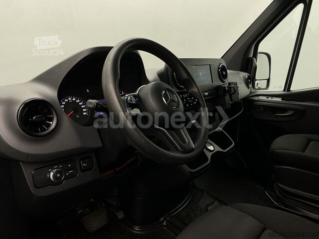 Højt tag varevogn MERCEDES-BENZ Sprinter 516 *4x4* WERKSTATT+230V+AHK+LED (0815)