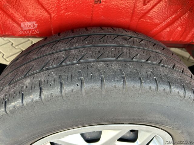 Furgone a cassetta Ford Transit 2.0 TDCI Trend / 196 dkm / L3 H2 / APK ...