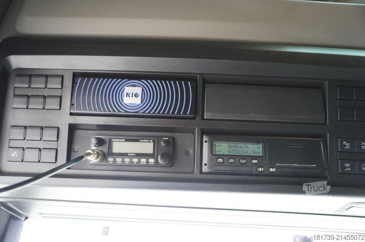 Hopeisen puoliperävaunun makuuhytti MAN TGX 28.510 6×2 / BRAND-NEW Kässbohrer LB