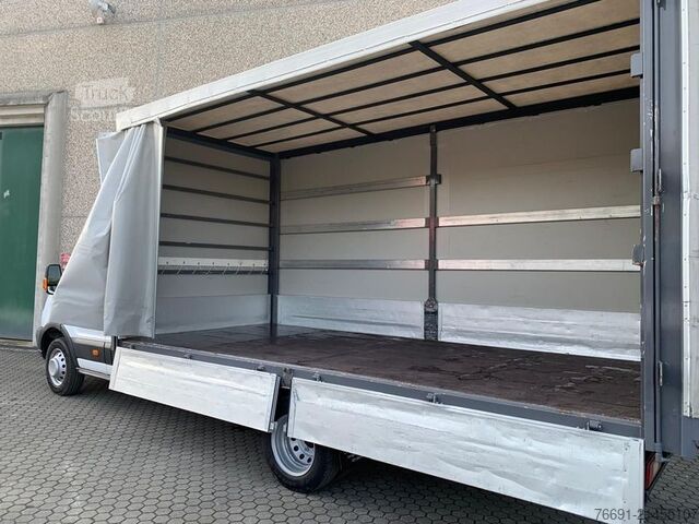 Gardinsidad skåpbil Ford Transit 350 Telonato    Km 66.000