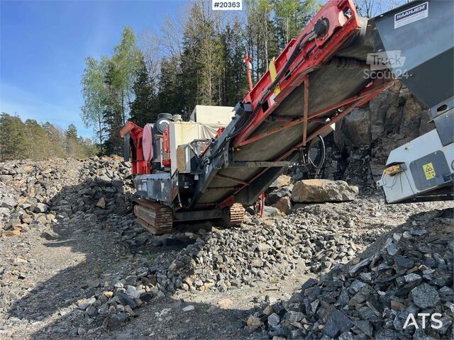 Puinbreker Sandvik UJ440i crusher w/ side conveyor and magnet