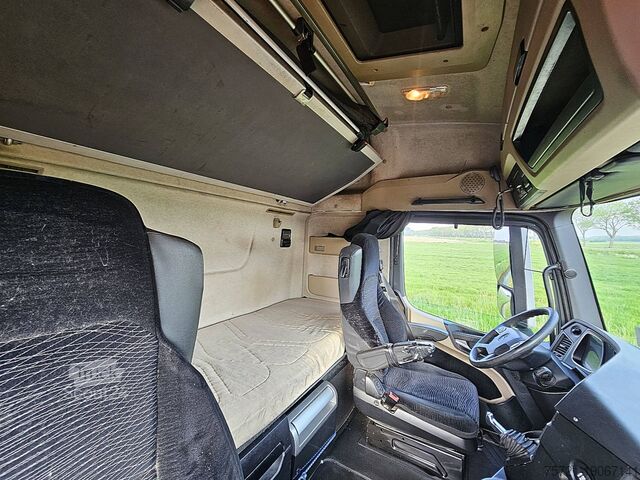 Standaard trekker MERCEDES-BENZ ACTROS 1842 LS STEAMSPACE 2X TANK