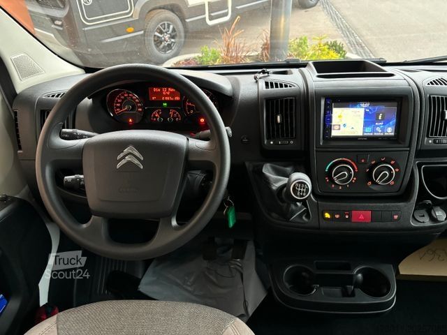 Camper mansardato CARADO A361 Pro 140PS 6. Sitze Markise Navi