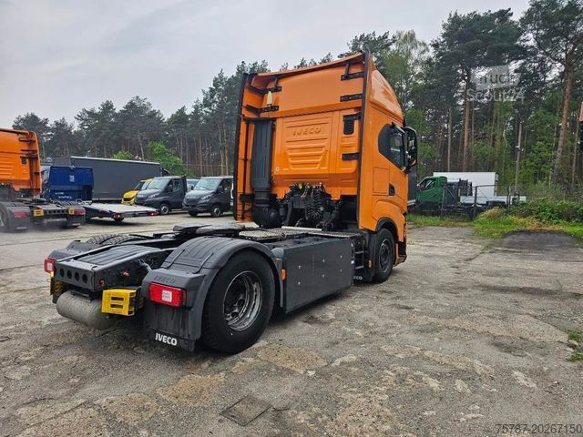 Standartinis vilkikas IVECO 460 S-Way CNG Zylinderkopf u.a. neu