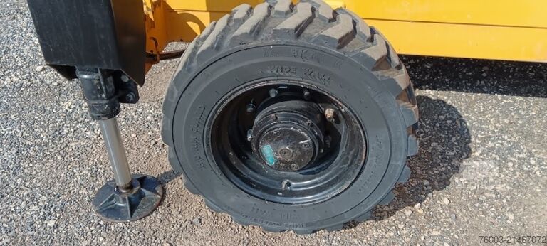 Platformă foarfecă Haulotte H12SX - 12m, 4x4, diesel