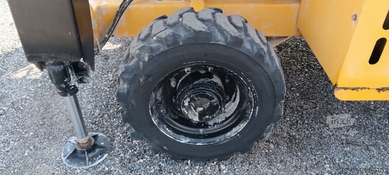 Platformă foarfecă Haulotte H12SX - 12m, 4x4, diesel