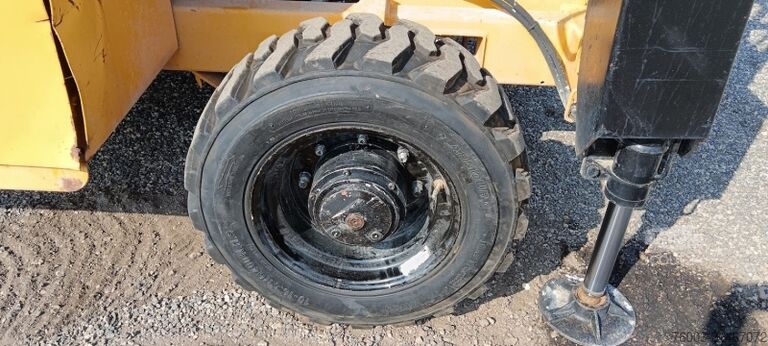 Platformă foarfecă Haulotte H12SX - 12m, 4x4, diesel