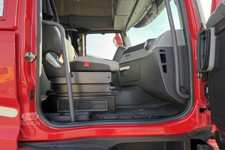 Valníkový nákladní automobil s plachtou Renault T460 4x2 Plane/HB / Swiss-Vehicle