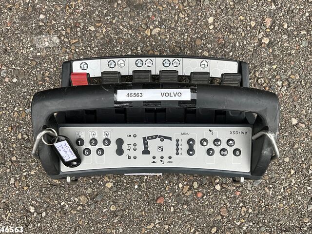 Vrachtwagen met kraan Volvo FE 280 Euro 6 Hiab 13 Tonmeter laadkraan Just 1...