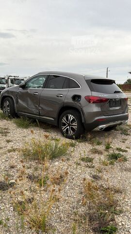 Pick-up MERCEDES-BENZ GLA 200 d DCT
